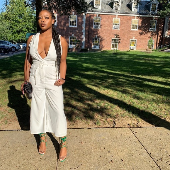 White jumpsuit - Picture 1 of 1